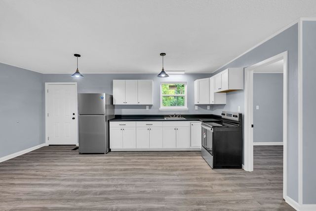 121 Twin Oaks Rd, Pikeville, TN 37367