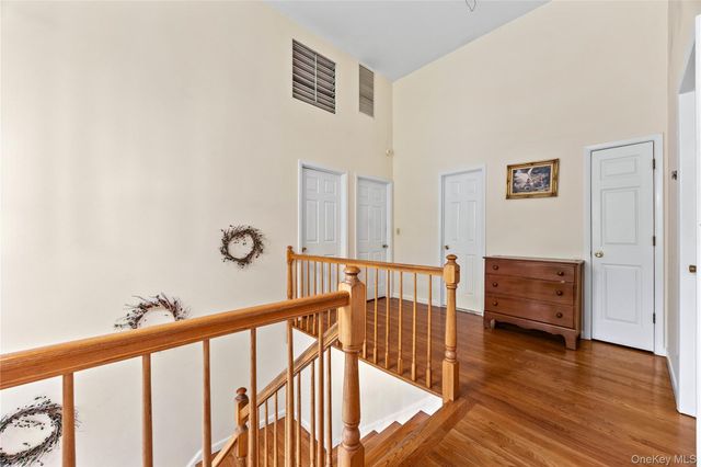3 Anita Court, Cortlandt Manor, NY 10567