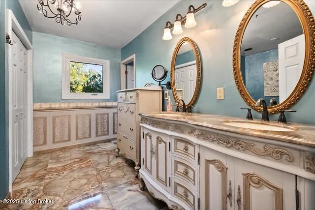 2710 Windsor Forest Dr, Louisville, KY 40272