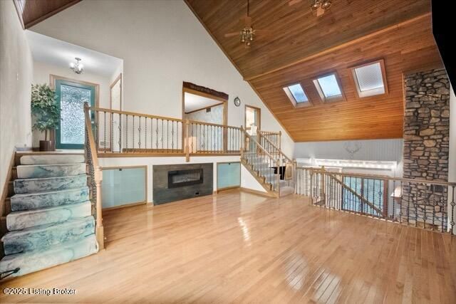 2710 Windsor Forest Dr, Louisville, KY 40272