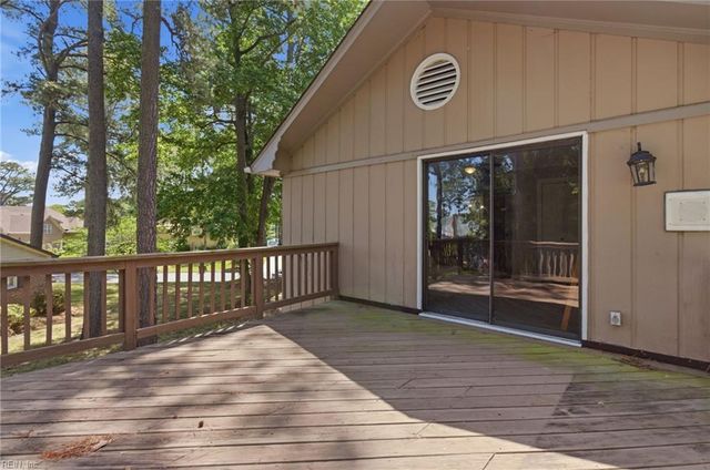 1520 Carson CRES E, Portsmouth, VA 23701