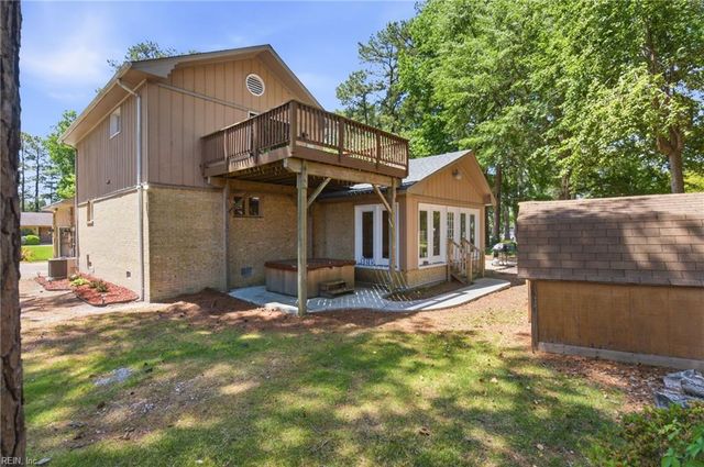 1520 Carson CRES E, Portsmouth, VA 23701