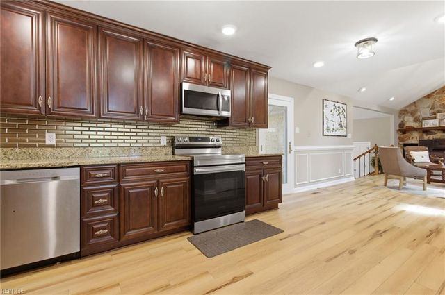 1520 Carson CRES E, Portsmouth, VA 23701