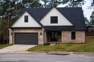 600 Green Hills Road, Huntsville, TX 77340