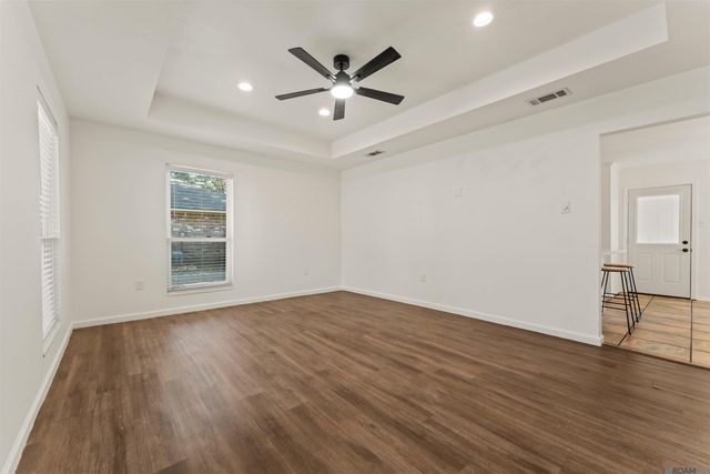9114 Monhegan Ave, Central, LA 70714