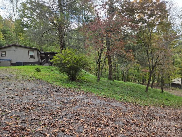 102 Serenity Lane, Clyde, NC 28721