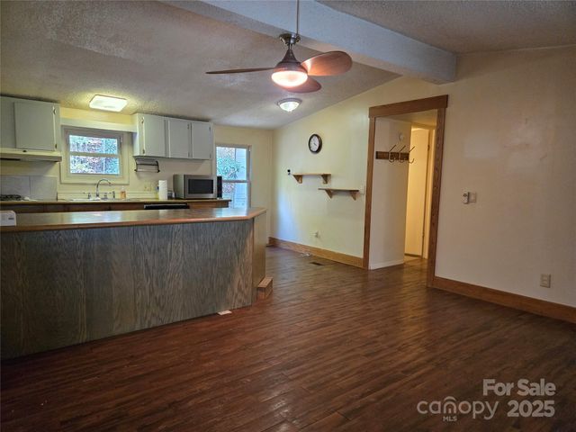 102 Serenity Lane, Clyde, NC 28721
