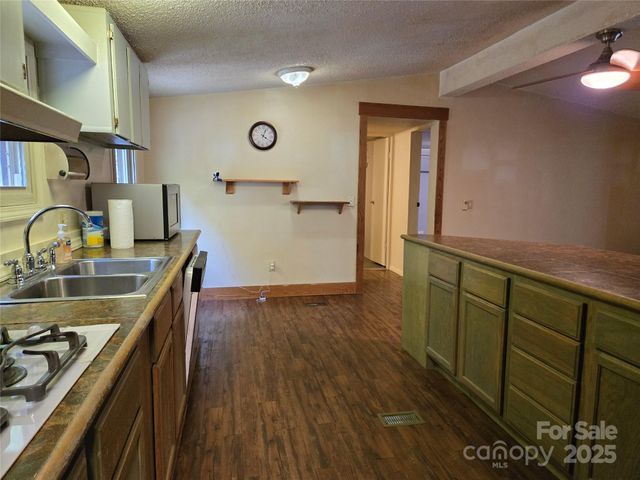 102 Serenity Lane, Clyde, NC 28721