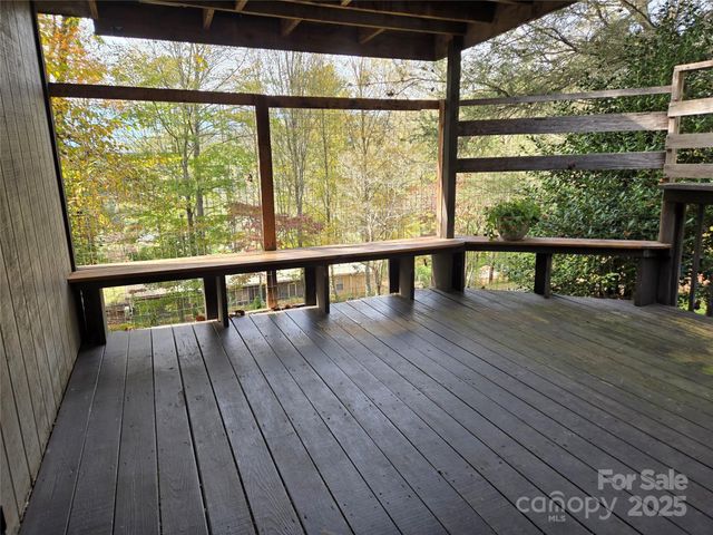 102 Serenity Lane, Clyde, NC 28721