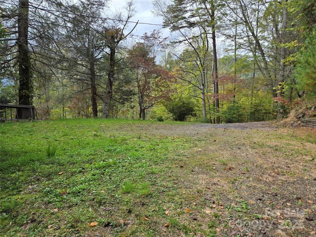 102 Serenity Lane, Clyde, NC 28721