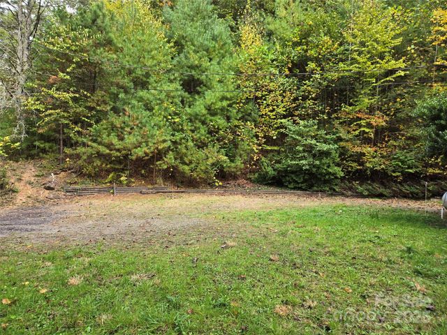 102 Serenity Lane, Clyde, NC 28721
