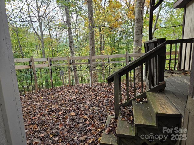 102 Serenity Lane, Clyde, NC 28721
