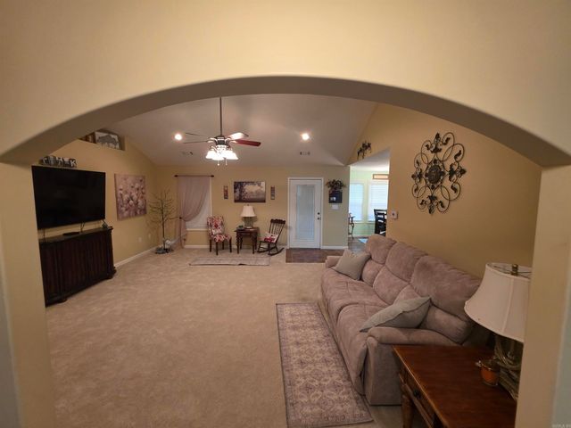 5201 S 27 th, Paragould, AR 72450