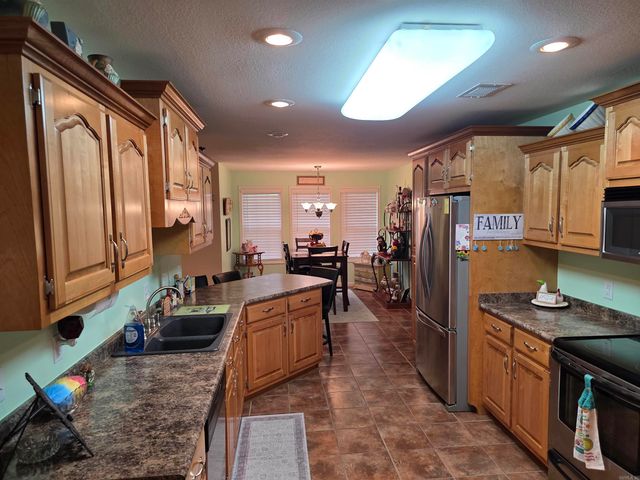 5201 S 27 th, Paragould, AR 72450