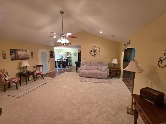 5201 S 27 th, Paragould, AR 72450