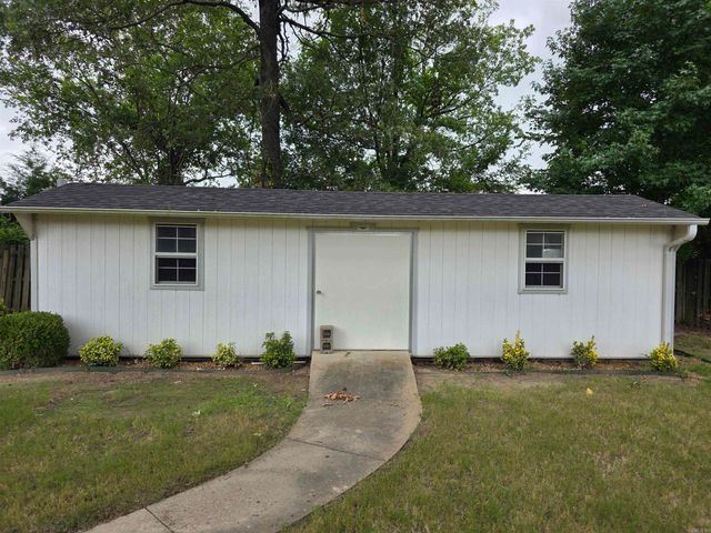 5201 S 27 th, Paragould, AR 72450