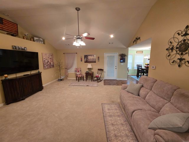 5201 S 27 th, Paragould, AR 72450