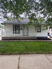 3613 21st Street, Wyandotte, MI 48192