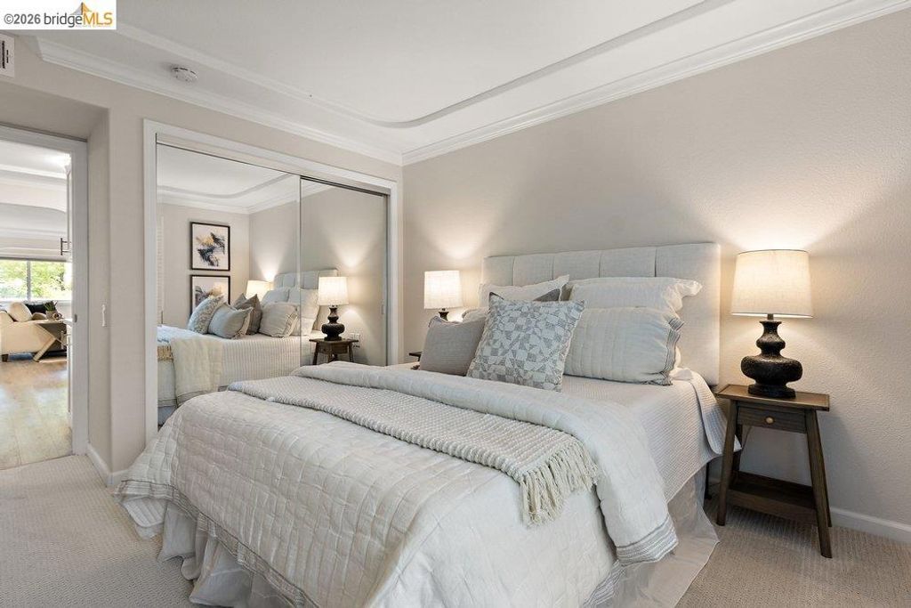 Image 15 of property listing at 1156 Running Springs Rd. #6, Walnut Creek, CA 94595