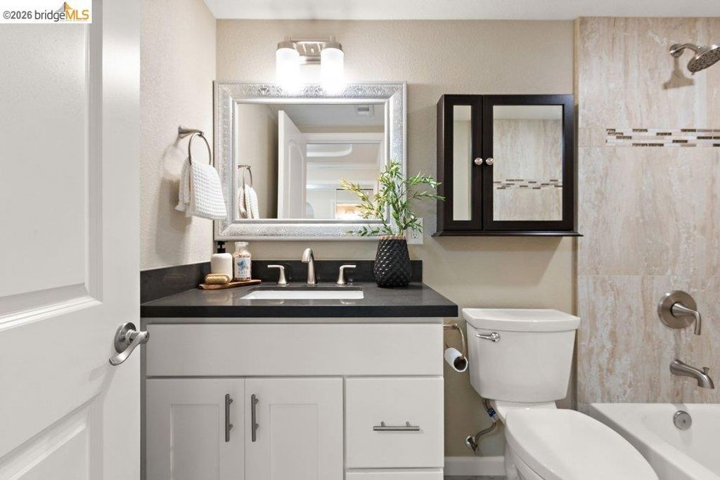 Image 16 of property listing at 1156 Running Springs Rd. #6, Walnut Creek, CA 94595