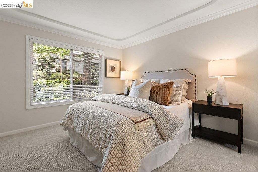 Image 18 of property listing at 1156 Running Springs Rd. #6, Walnut Creek, CA 94595