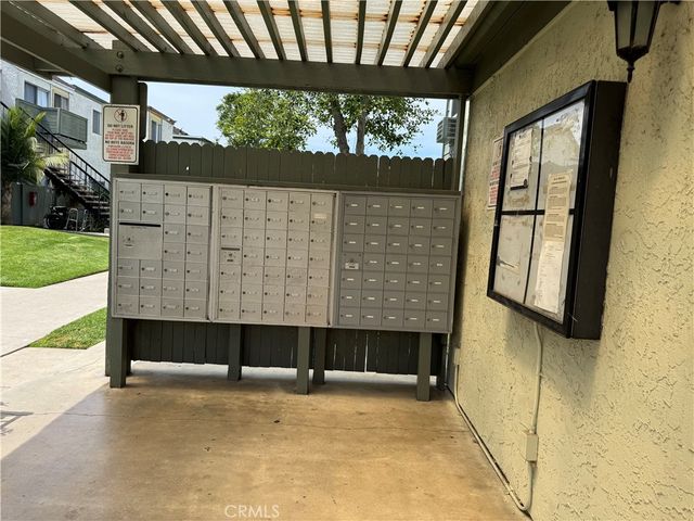 619 N Bristol 23, Santa Ana, CA 92703