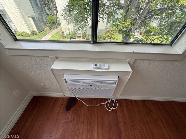 619 N Bristol 23, Santa Ana, CA 92703
