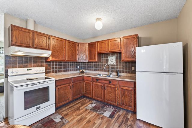 9800 129th Lane N, Champlin, MN 55316