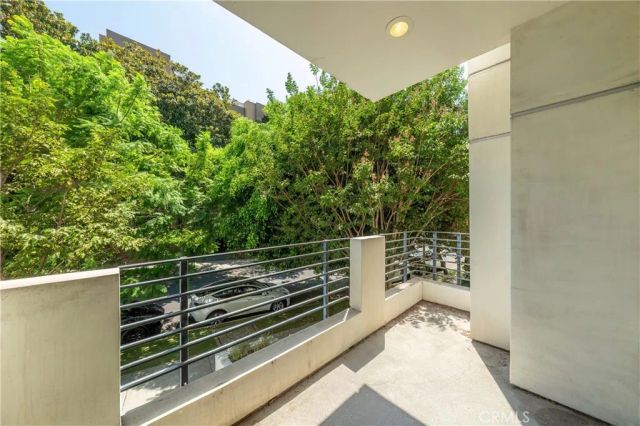 10911 Wellworth 1A, Los Angeles, CA 90024