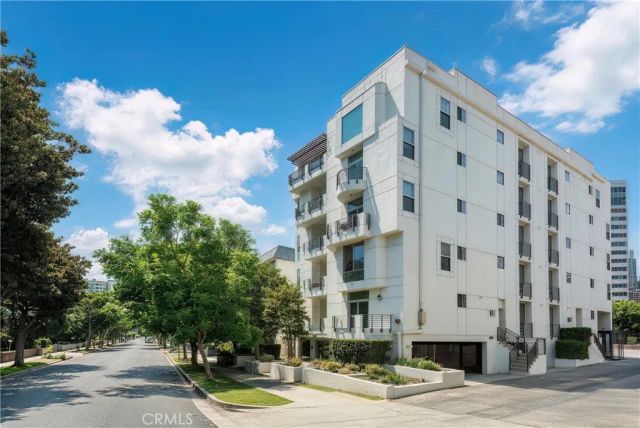 10911 Wellworth 1A, Los Angeles, CA 90024