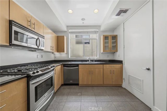 10911 Wellworth 1A, Los Angeles, CA 90024