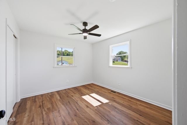 164 Kaluna Avenue, Bluff City, TN 37618