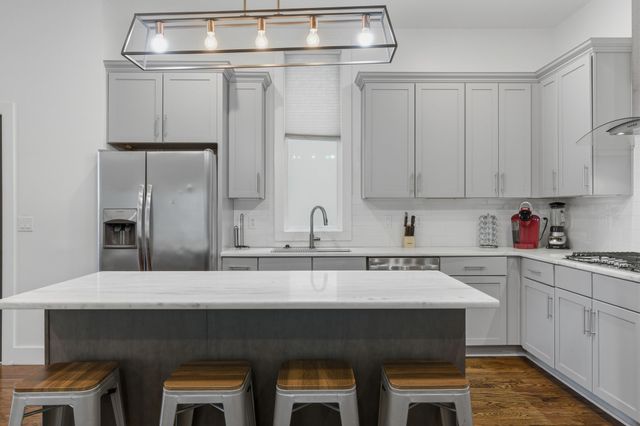 1083 Whites Creek Pike, Nashville, TN 37207