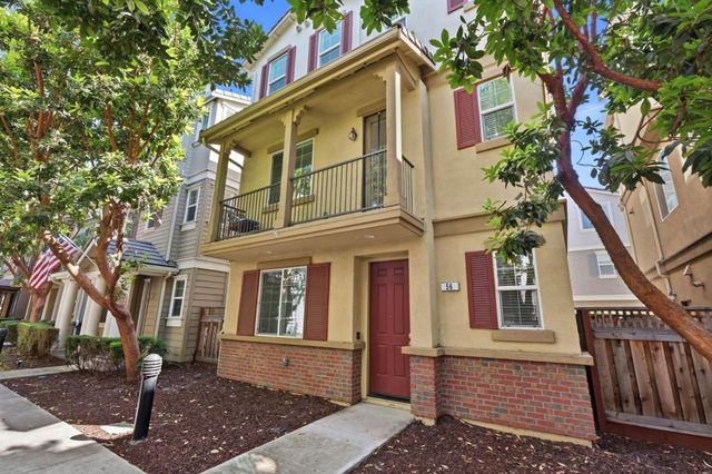 56 Regency Place, Hayward, CA 94544