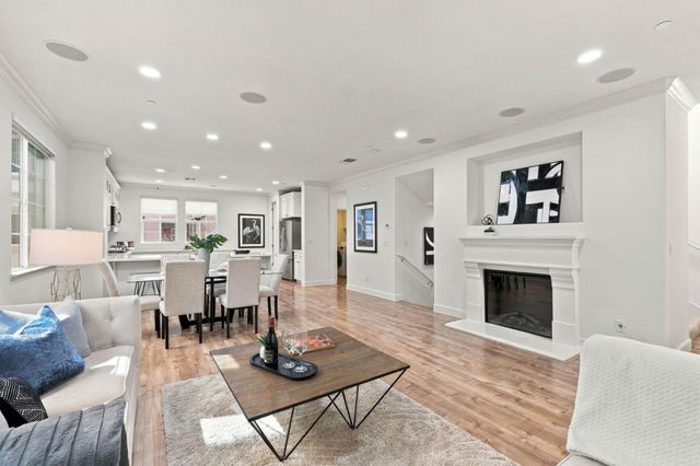 56 Regency Place, Hayward, CA 94544