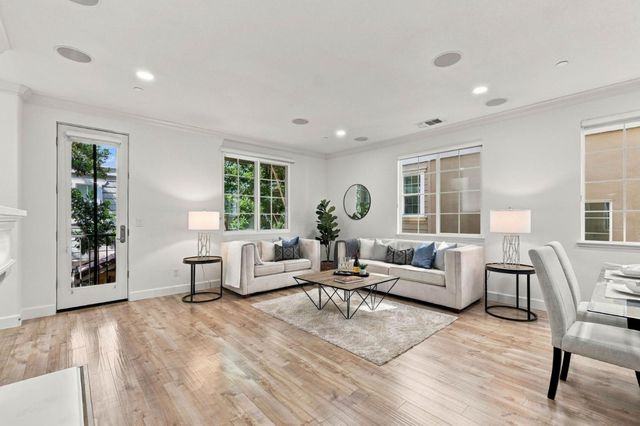 56 Regency Place, Hayward, CA 94544