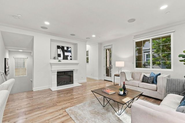 56 Regency Place, Hayward, CA 94544