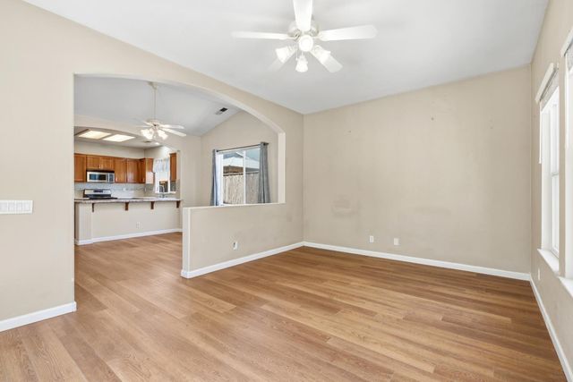 5532 Gable Ct, Riverbank, CA 95367