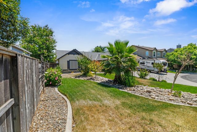 5532 Gable Ct, Riverbank, CA 95367
