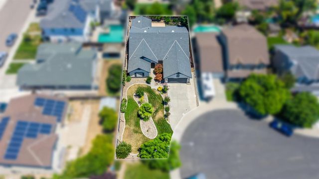 5532 Gable Ct, Riverbank, CA 95367
