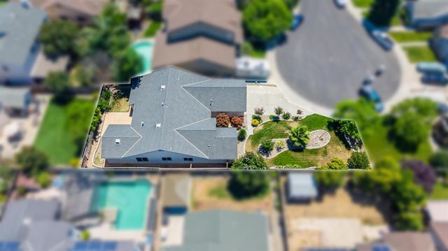 5532 Gable Ct, Riverbank, CA 95367
