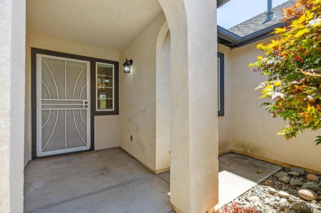 5532 Gable Ct, Riverbank, CA 95367