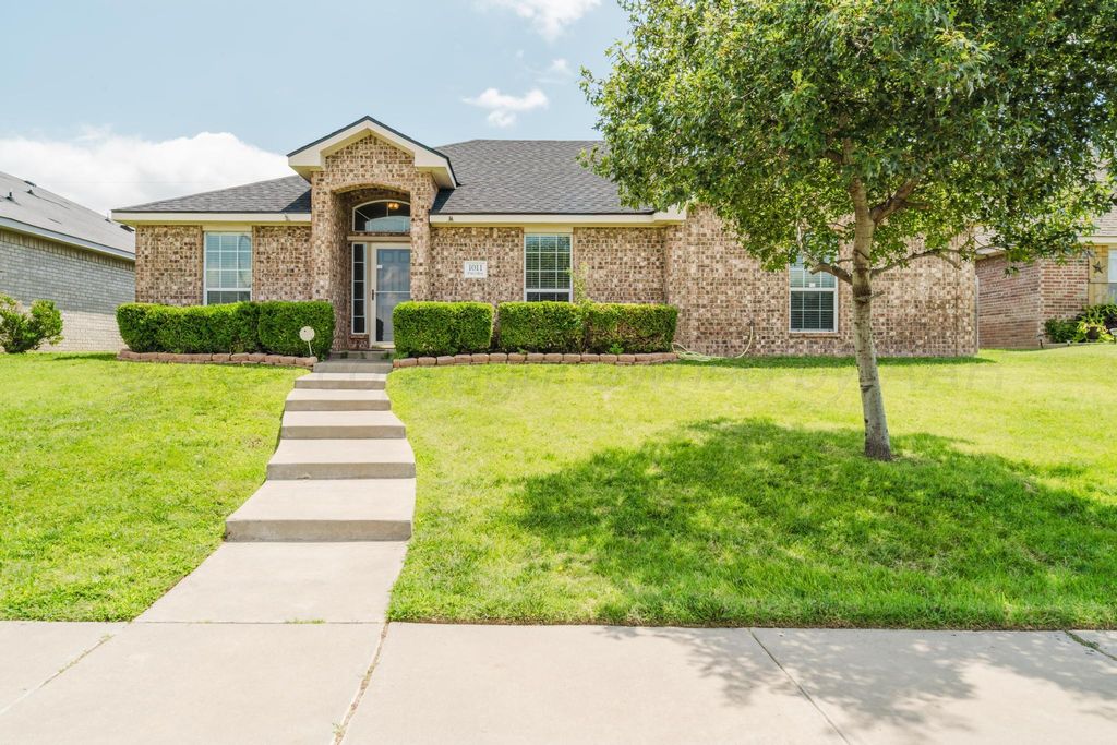 1011 PAGODA Drive, Amarillo, TX 79110