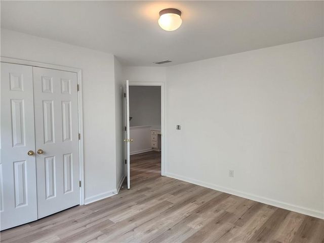 5847 Landers Loop, Fairburn, GA 30213