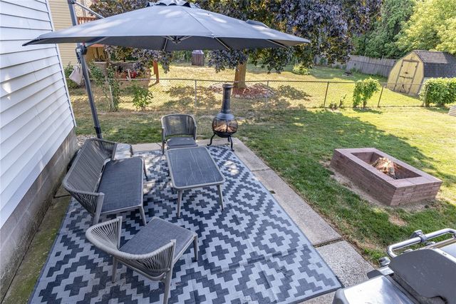 18 Barringer Drive, Hamlin, NY 14464