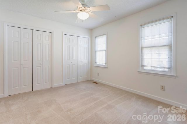 584 Sandringham Place NE, Concord, NC 28025