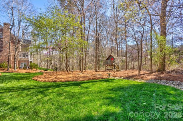 584 Sandringham Place NE, Concord, NC 28025