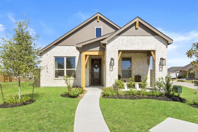 11915 S Pavillion Drive, Mont Belvieu, TX 77523