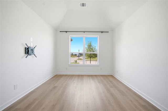 11915 S Pavillion Drive, Mont Belvieu, TX 77523