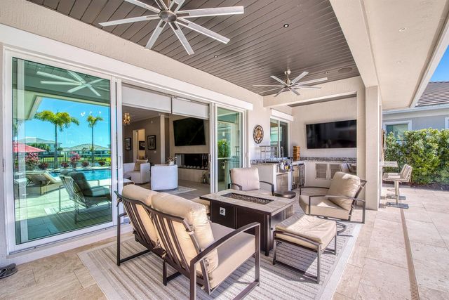 12107 Waterstone Circle, Palm Beach Gardens, FL 33412